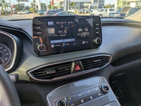 Used 2023 Hyundai Santa Fe SE FWD image 19