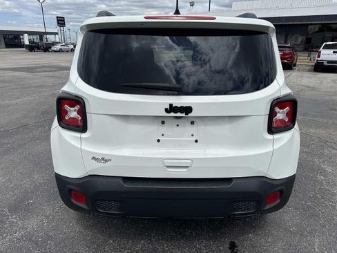 Used 2020 Jeep Renegade Altitude FWD image 5