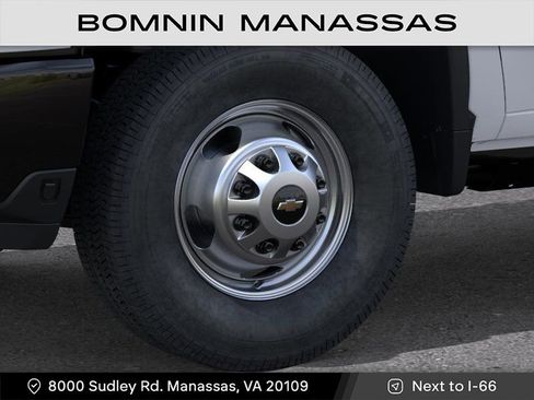 New 2026 Chevrolet Silverado 3500 W/T AWD/4WD image 9