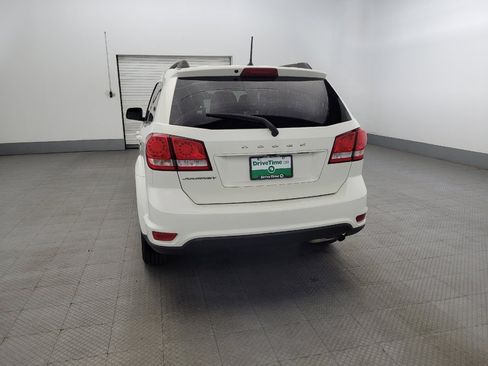 Used 2019 Dodge Journey SE image 6