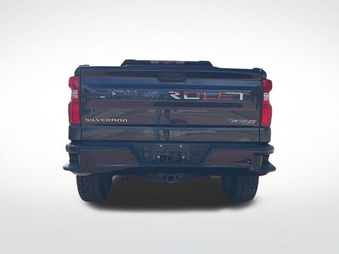 Used 2022 Chevrolet Silverado 1500 ZR2 w/ Technology Package AWD/4WD image 6