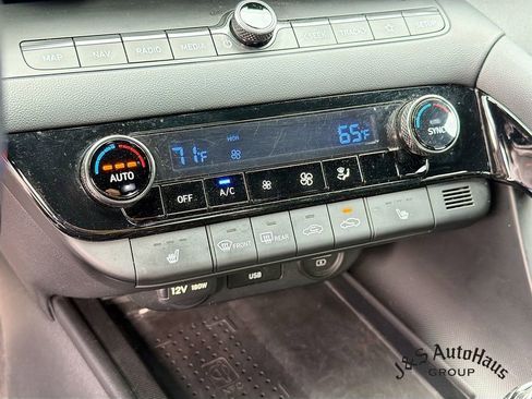 Used 2023 Hyundai Elantra N FWD image 19
