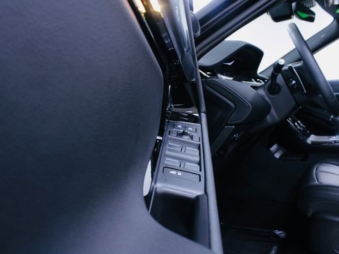 Used 2023 Land Rover Range Rover Evoque R-Dynamic S image 5