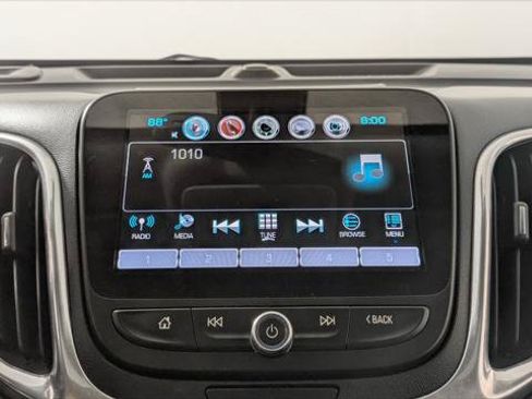 Used 2018 Chevrolet Equinox Premier FWD image 30