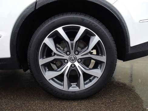 Used 2022 Acura MDX SH-AWD w/ Technology Package image 29