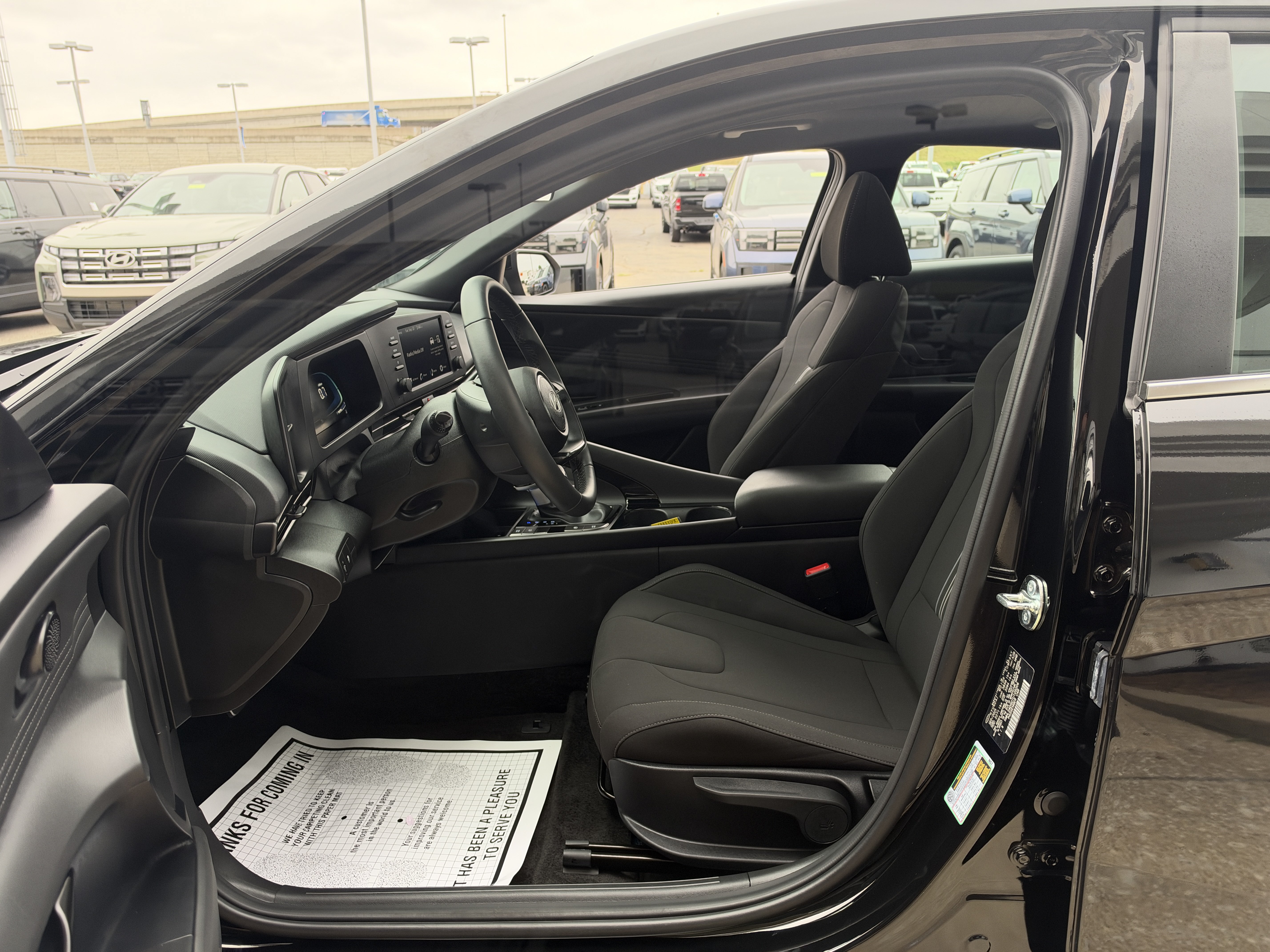 Certified 2026 Hyundai Elantra SEL Sport FWD image 25