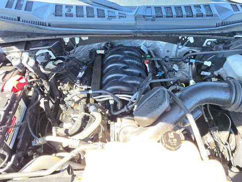 Used 2018 Ford F150 King Ranch w/ Equipment Group 601A Luxury AWD/4WD image 25
