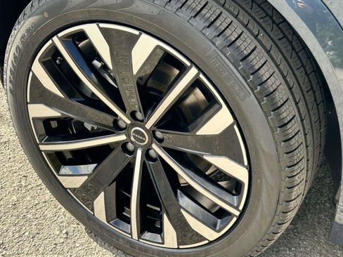 New 2026 Volvo XC90 B6 Ultra image 9