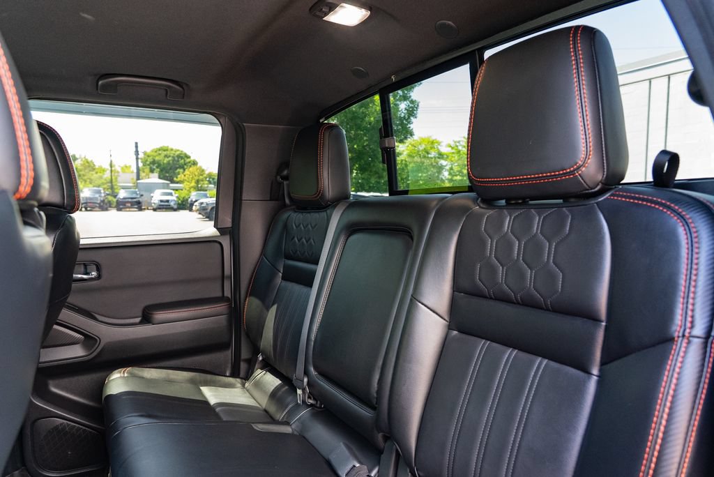 Used 2023 Nissan Frontier PRO-4X w/ Pro-4X Premium Package AWD/4WD image 26
