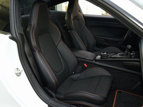 Used 2026 Porsche 911 GT3 RWD image 13