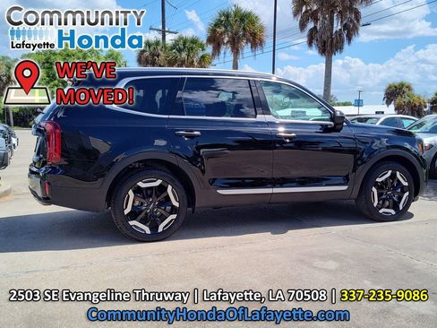 Used 2025 Kia Telluride S AWD/4WD image 13
