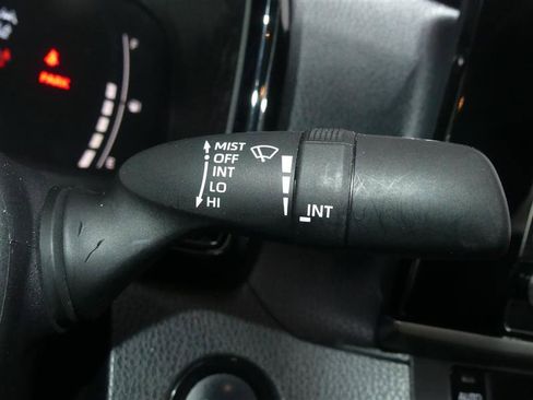 Used 2025 Toyota Camry LE image 35