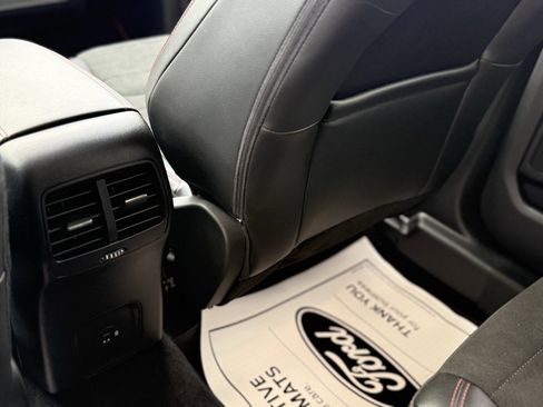 Used 2022 Ford Escape SEL w/ SEL Stealth AWD Package image 15