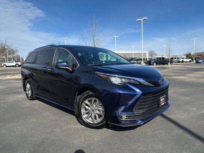 Used 2025 Toyota Sienna XLE w/ XLE Plus Package