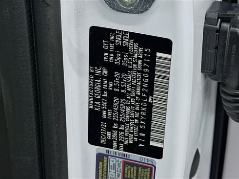 Used 2022 Kia Sorento SX image 12