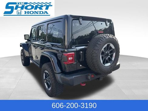 Used 2019 Jeep Wrangler Unlimited Rubicon w/ Dual Top Group AWD/4WD image 8
