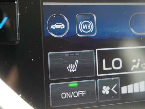 Used 2025 Subaru Ascent Premium AWD/4WD image 28