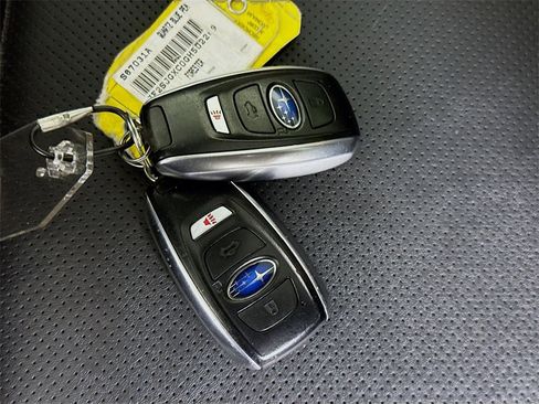 Used 2016 Subaru Forester 2.0XT Touring w/ Eyesight & Navigation System image 35