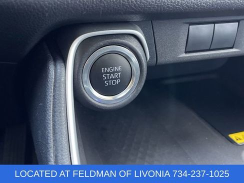 Used 2025 Toyota Grand Highlander AWD image 16