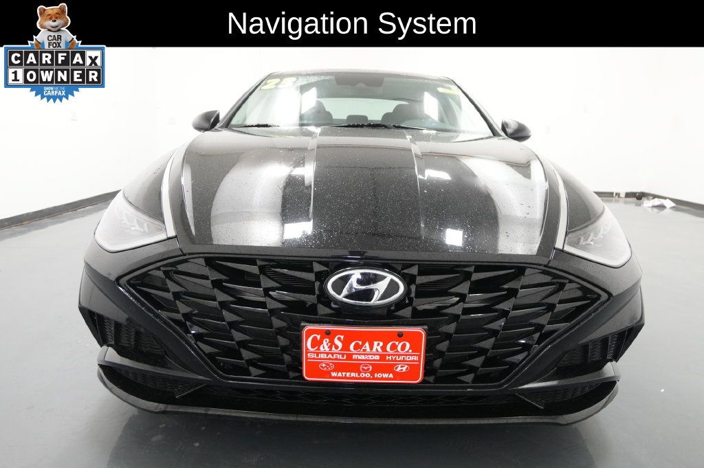 Used 2023 Hyundai Sonata SEL w/ Convenience Package FWD image 2