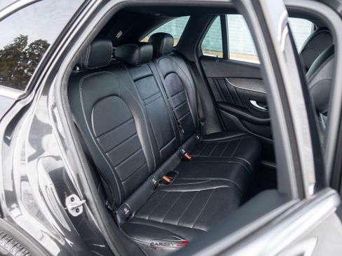 Used 2022 Mercedes-Benz GLC 300 4MATIC image 18