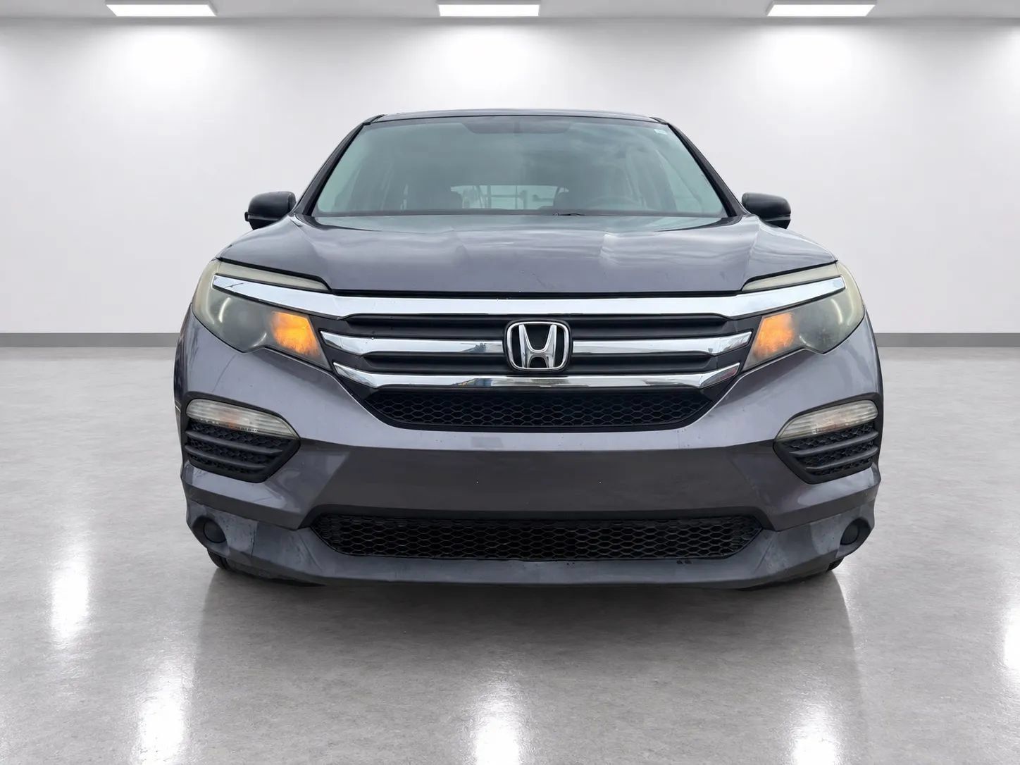Used 2017 Honda Pilot LX image 2