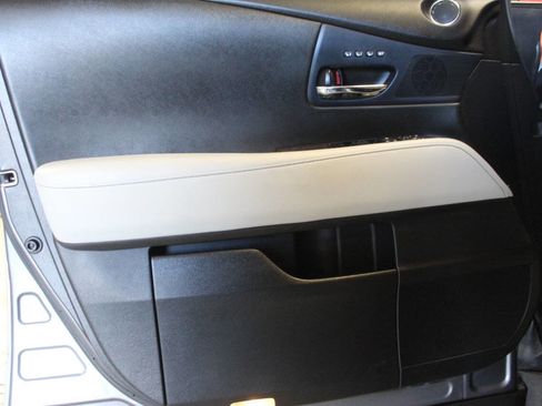 Used 2015 Lexus RX 350 Base 4dr SUV image 17