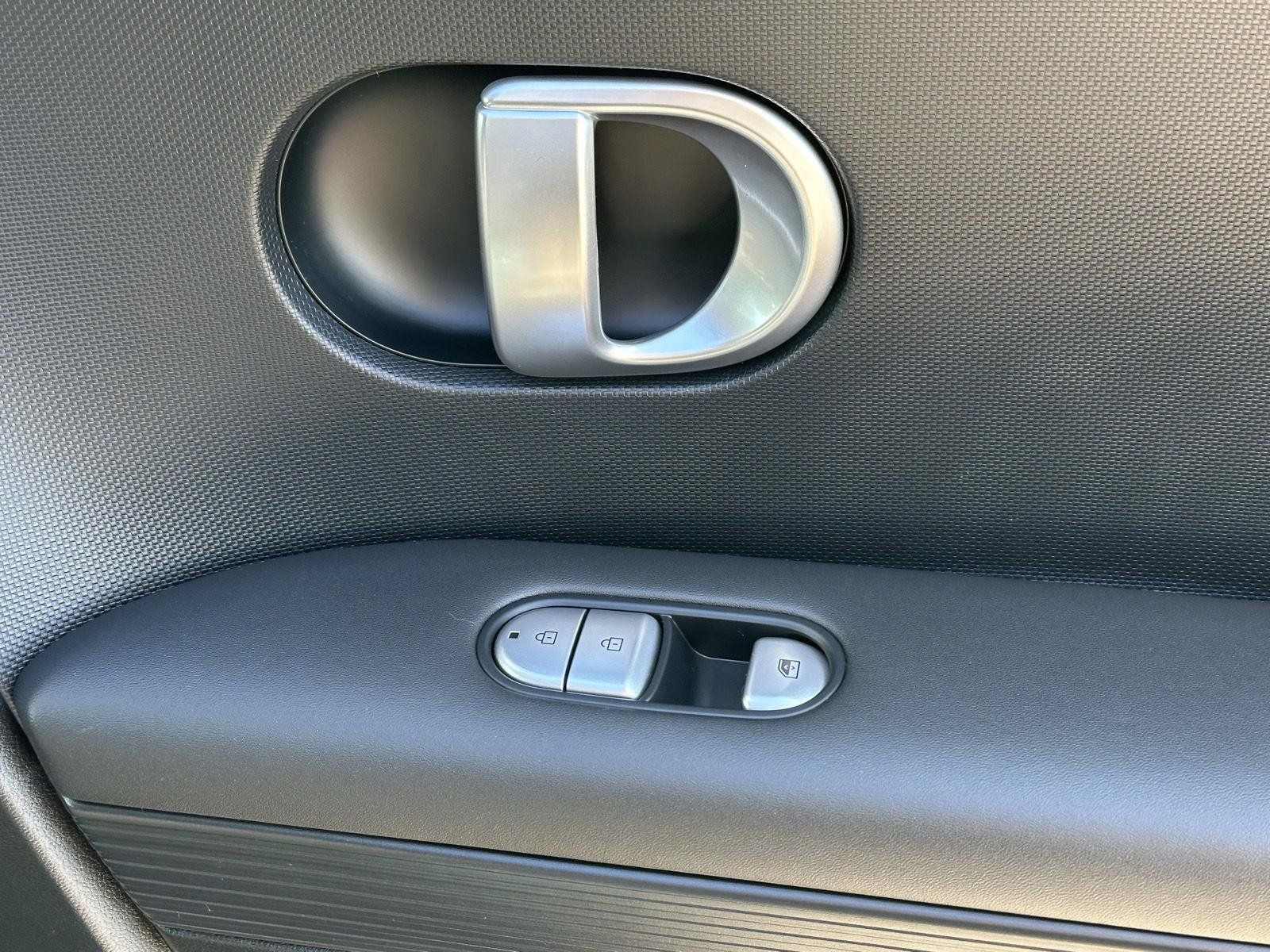 Certified 2024 Hyundai Ioniq 5 SEL AWD/4WD image 18
