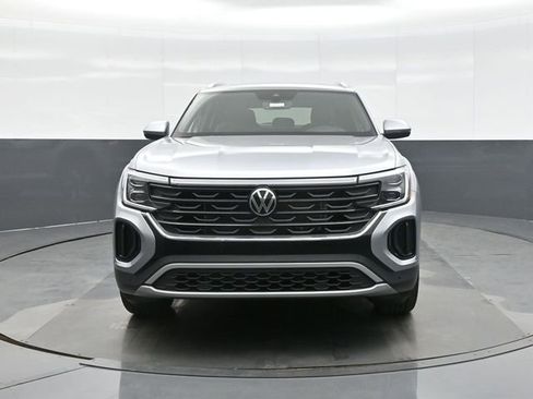 New 2026 Volkswagen Atlas Cross Sport SEL image 2
