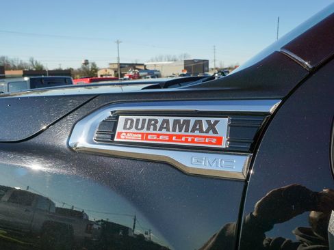 Used 2022 GMC Sierra 3500 Denali image 8