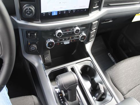 New 2026 Ford F150 XLT w/ Equipment Group 302A MID AWD/4WD image 15