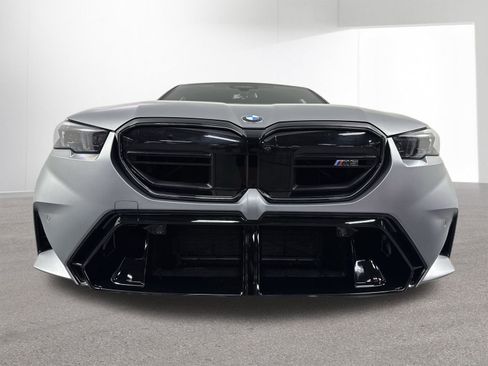 Used 2026 BMW M5 w/ Executive Package AWD/4WD image 27