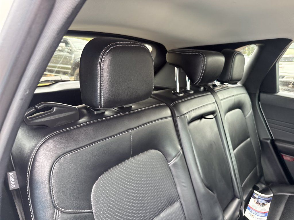Certified 2021 Ford Escape SEL FWD image 26