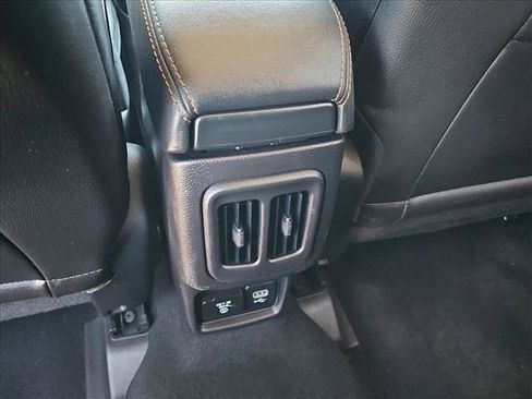 Used 2020 Jeep Compass Limited image 17