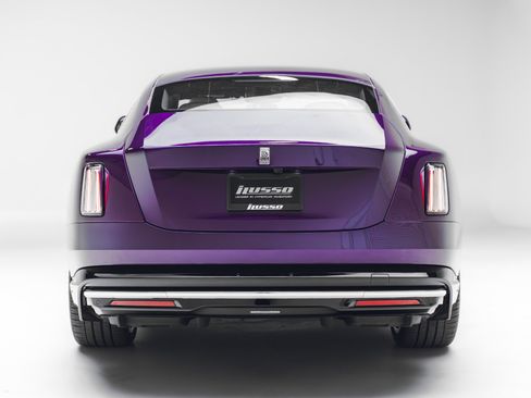 Used 2024 Rolls-Royce Spectre w/ Spectre Launch Package AWD/4WD image 11
