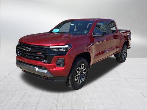 New 2026 Chevrolet Colorado Z71 w/ Technology Package AWD/4WD image 2