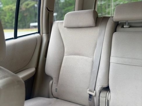 Used 2004 Toyota Highlander 2WD image 17