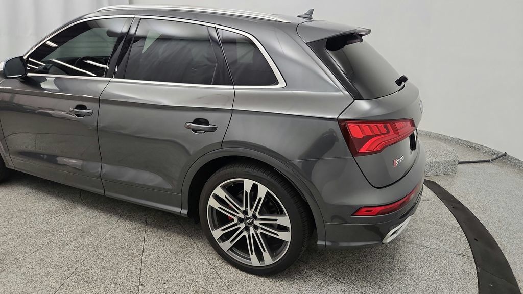 Used 2018 Audi SQ5 Prestige w/ Prestige Package AWD/4WD image 16