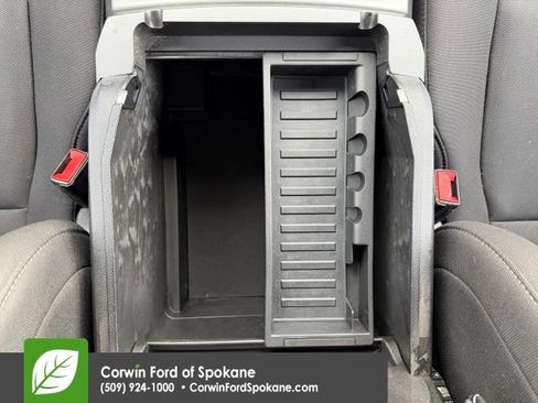 Used 2018 Ford F150 XLT w/ Equipment Group 302A Luxury AWD/4WD image 32