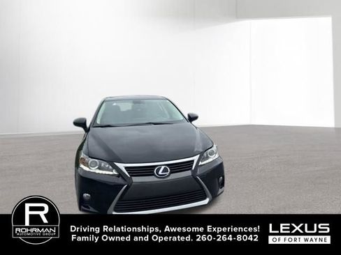 Used 2014 Lexus CT 200h FWD image 3