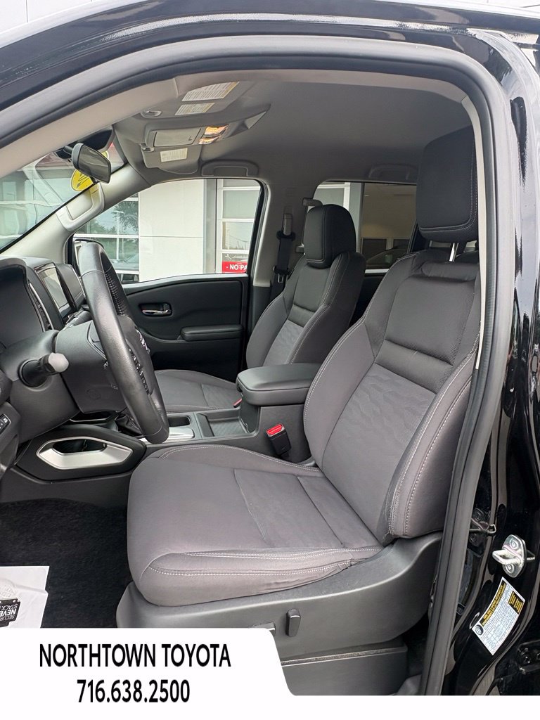 Used 2023 Nissan Frontier SV w/ SV Convenience Package AWD/4WD image 13