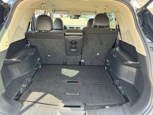 Used 2020 Nissan Rogue SL AWD/4WD image 10