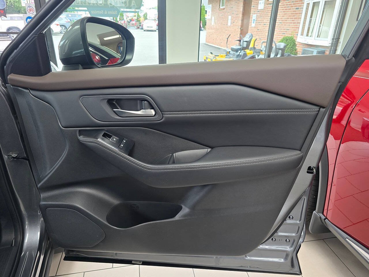 Used 2023 Nissan Rogue SL w/ SL Premium Package AWD/4WD image 21