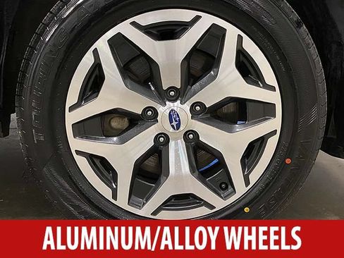 Used 2023 Subaru Forester Premium AWD/4WD image 7
