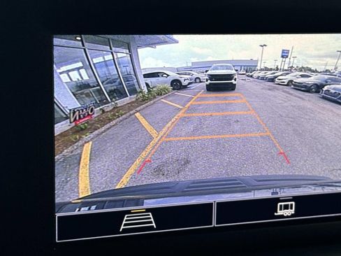 Used 2024 Chevrolet Tahoe LS RWD image 26