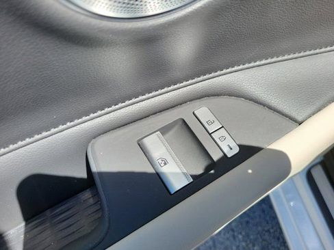 Used 2023 Genesis G80 2.5T Advanced w/ Advanced Package image 11