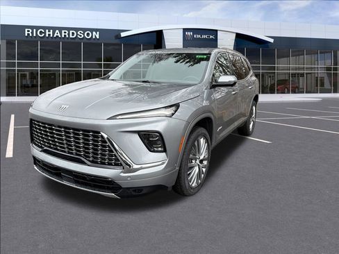 New 2026 Buick Enclave Avenir w/ Super Cruise Package image 3