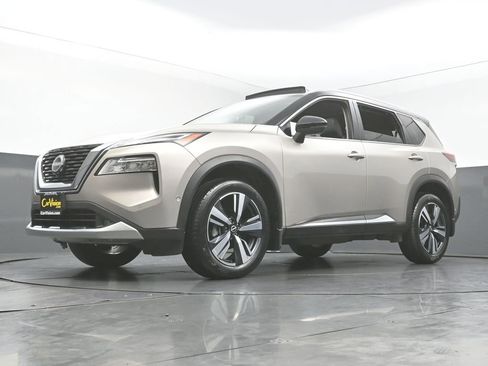 Used 2022 Nissan Rogue Platinum w/ Head-Up Display Package image 49