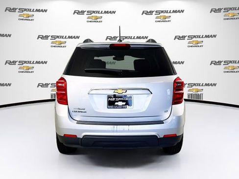 Used 2017 Chevrolet Equinox LT w/ Convenience Package image 6