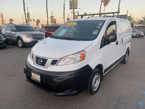 Used 2019 Nissan NV200 S w/ Cruise Control Package image 7